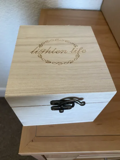 1963 gift ideas Whiskey Glass in Valued Wooden Box - Image 3